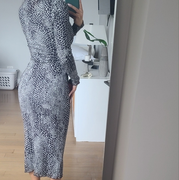 Dress size S - Picture 4 of 9